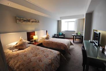 בית מלון כפרי Tang S