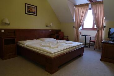 פנסיון Husacina&penzión Karolína