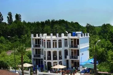 پانسیون White House Anaklia