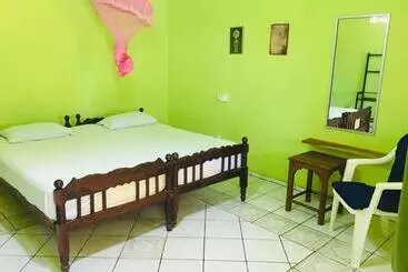 Bed & Breakfast Temple Flower Guest