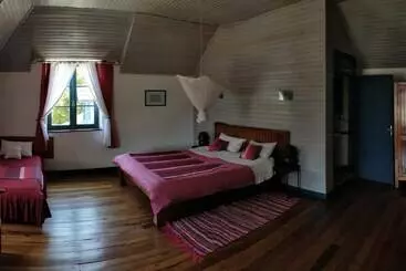 هتل Le Trianon