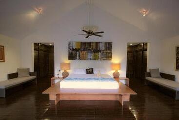 Жильё для туристов Le Mirage Villa Santai