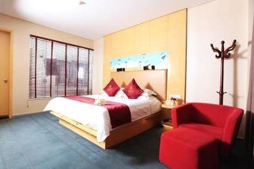 Magnotel Zhengzhou Yingxie Road