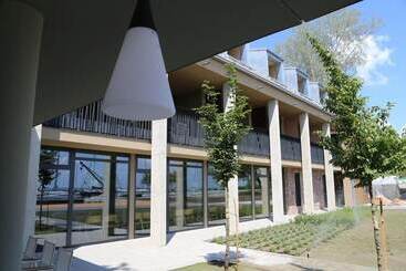 호텔 Alsóörs Marina