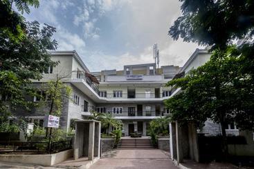 בית מלון כפרי Vibrant Jubilee Hills