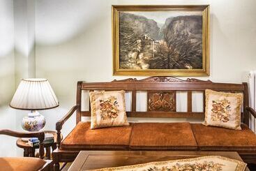 Aparthotel En Chora Vezitsa