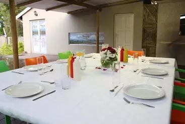 Hostelli The Itumeleng Guest House