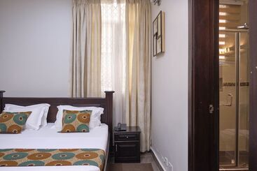 Hotel The Highbridge Guest Lodge