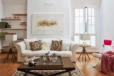 Turista apartmanok Lodgingmalaga Plaza Constitucion