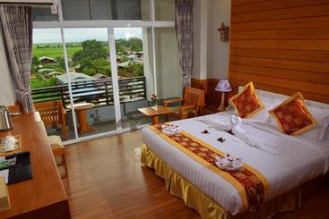 هتل Inle Cherry Queen