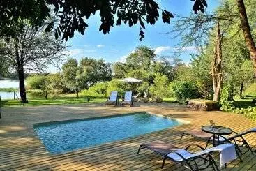 Hotel River View Lodge