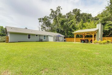 コテージ Modern Ocean Springs Home W/ 2 Patios & Gas Grill