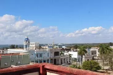 פנסיון Hostal Colonial Martha