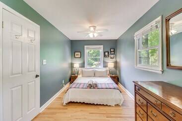 קוטג'' Pet Friendly Annapolis Home: Walk To Beach!