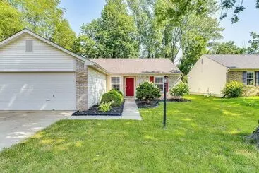 Mökkimajoitus Westfield Home W/ Furnished Patio: 2 Mi To Park St