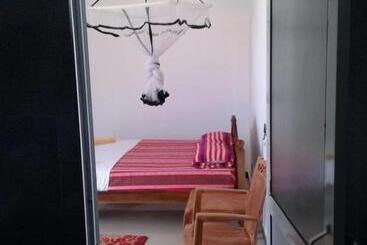 Bed and Breakfast Sunset Surfing Beach Resort