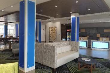 בית מלון כפרי Holiday Inn Express & Suites Fort Mill, An Ihg