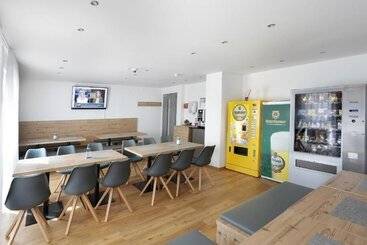 酒店 Easy Sleep Apartment