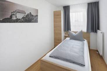 Отель Easy Sleep Apartment