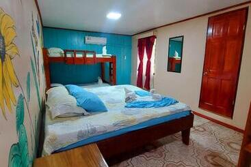 호스텔 Gitana Corcovado, Y Tour Operador