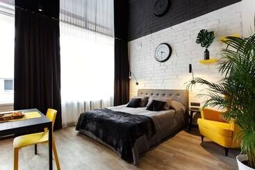 Old Town Trio Hostel Rooms