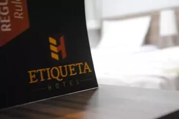 Hotel Etiqueta