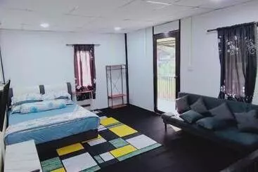 Hotelli Village View Cottage Roomstay