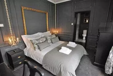 Angra Bed & Breakfast