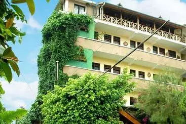Hotel Kindoroko