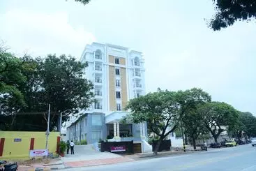 ホテル Regenta Central Herald Mysore