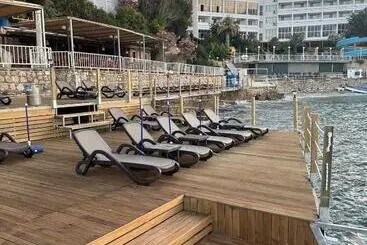 Grand Hotel Avci