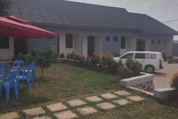 هتل Craven Cottage