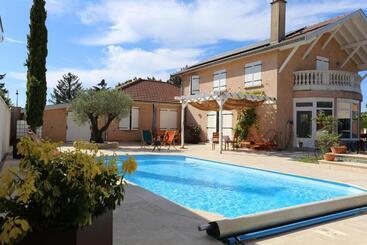 צימר Les Chambres De La Dombes