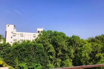 Pensió Sun Residency