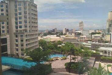 Bed and Breakfast Studio Type Condo Unit At Baseline Prestige