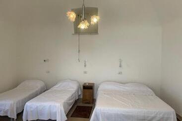 Bed and Breakfast La Casetta Di Bellatrix Montechiaro