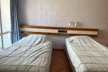 هتل Esperance Travellers Inn