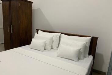 Pension Chern Matara Guest House