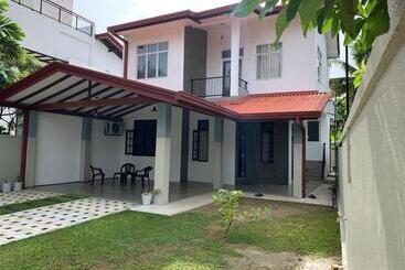 Pension Chern Matara Guest House