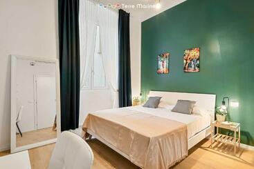 Pension 5 Terre Central, Terremarine