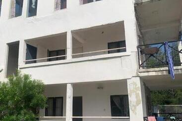 アパートホテル Suna Kwa Mwinyi Lodge