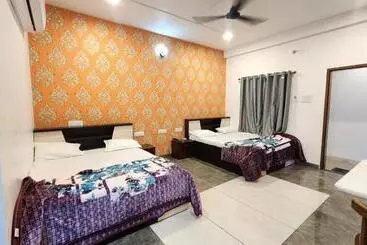 Hotel Bombay Darbar
