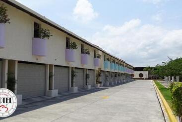 Motel Las Cerezas