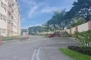 Aparthotel Zenrise Staycation