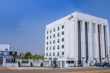 Hotell G Pinnacle Signature