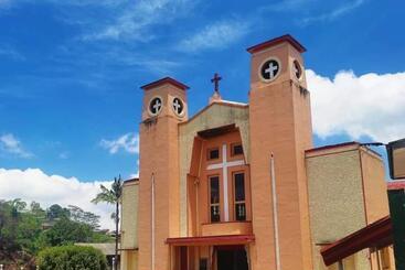 Hotel Haranya Homestay