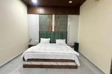 Blue Wind Palms Resorts And Stays