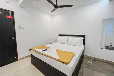 בית מלון כפרי Yog