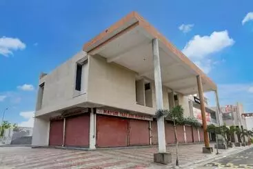 Oyo Rana Hotel & Restaurant