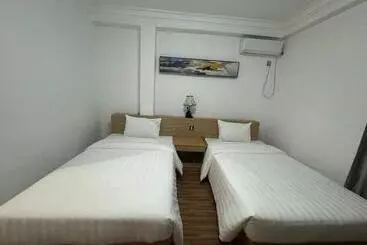Hostel 皇冠快捷酒店